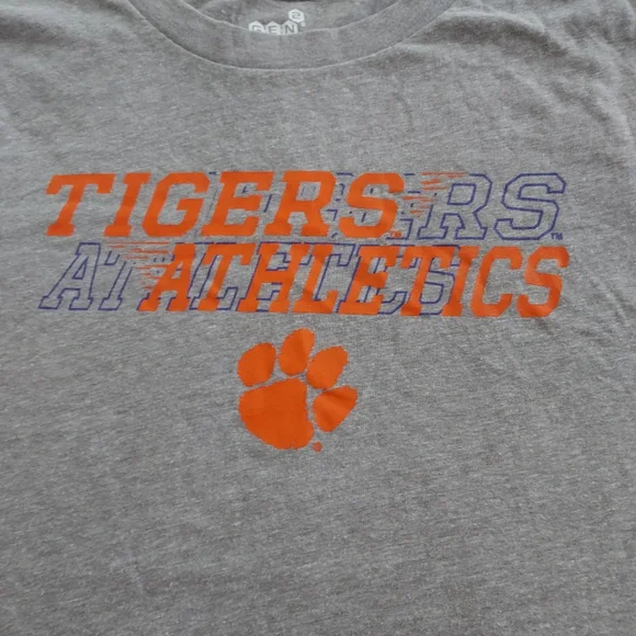 3/$25 Gen 2 Clemson Shirt Youth Large. Gray. - Picture 2 of 5